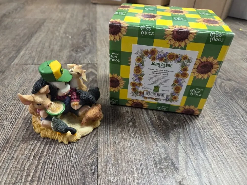 Mary's Moo Moos-Having Deere Fun At The Fair-#783587 Enesco John Deere Figure